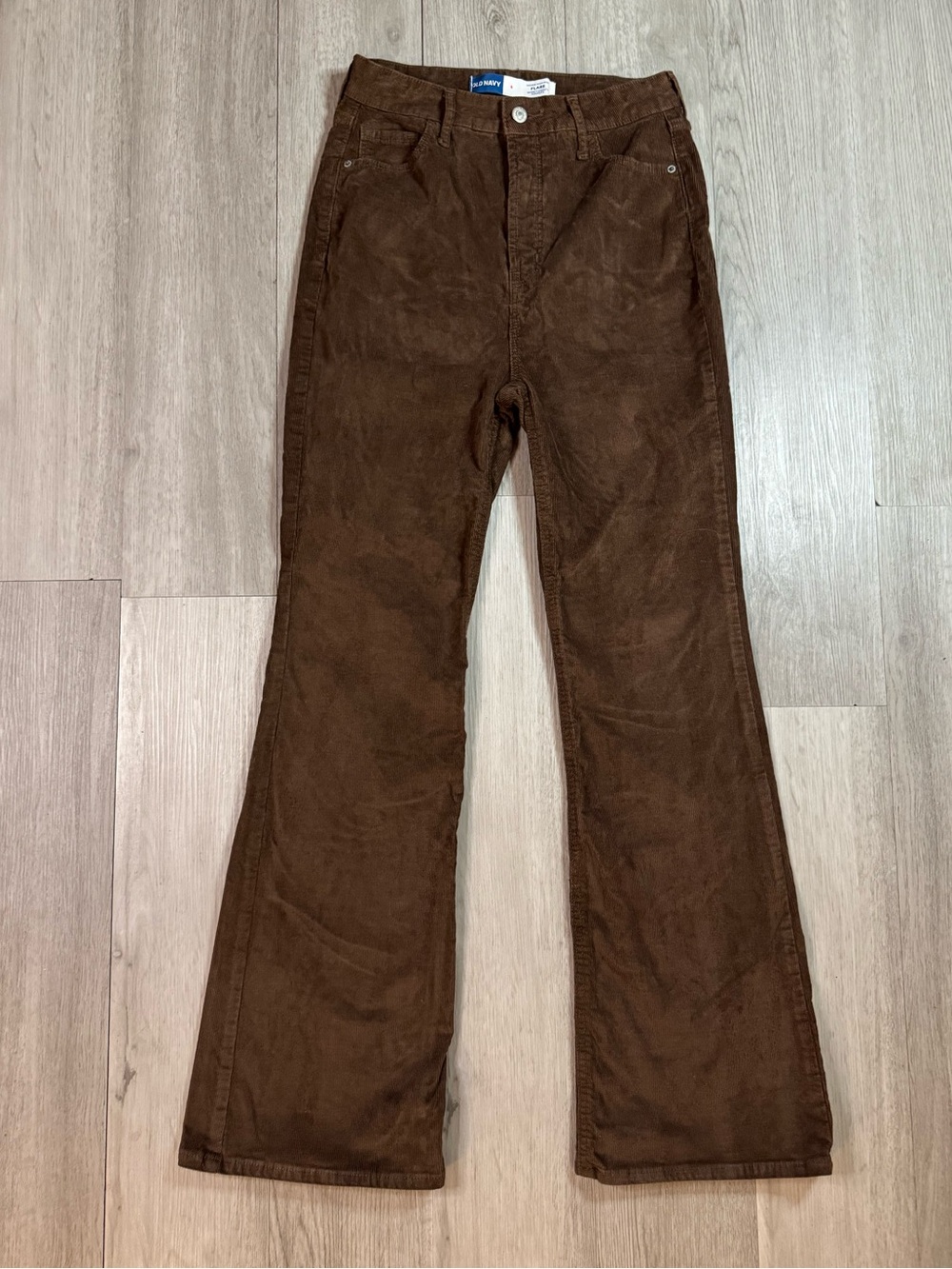 Old Navy Women’s Highest High Rise Brown Corduroy Flare Pants size 6.